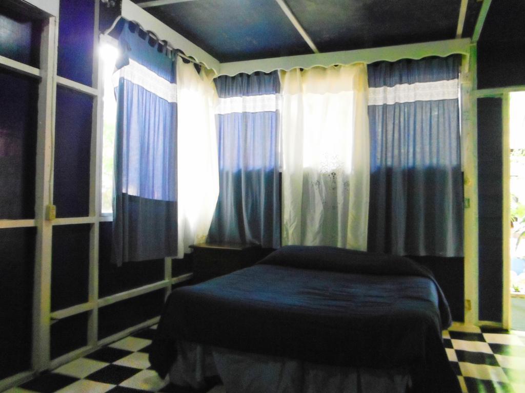 ריו דולצ'ה Hotel Y Restaurante Backpackers חדר תמונה